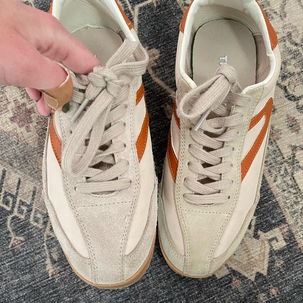 Tretorn women’s sneaker size 7